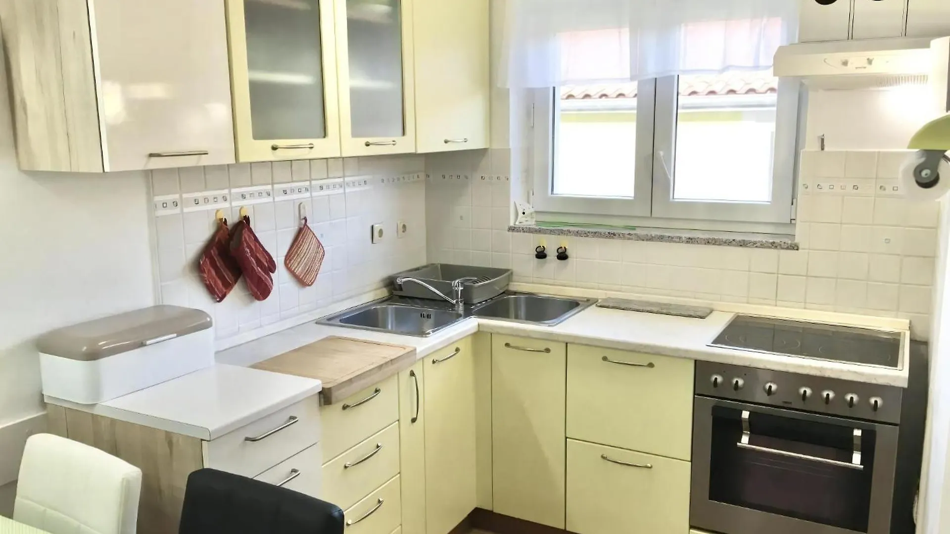 Ferienwohnung Fuer 4 Personen Ca, 55 M Sup2 In Baska, Adriakueste Kroatien Kroatische Inseln Croatia