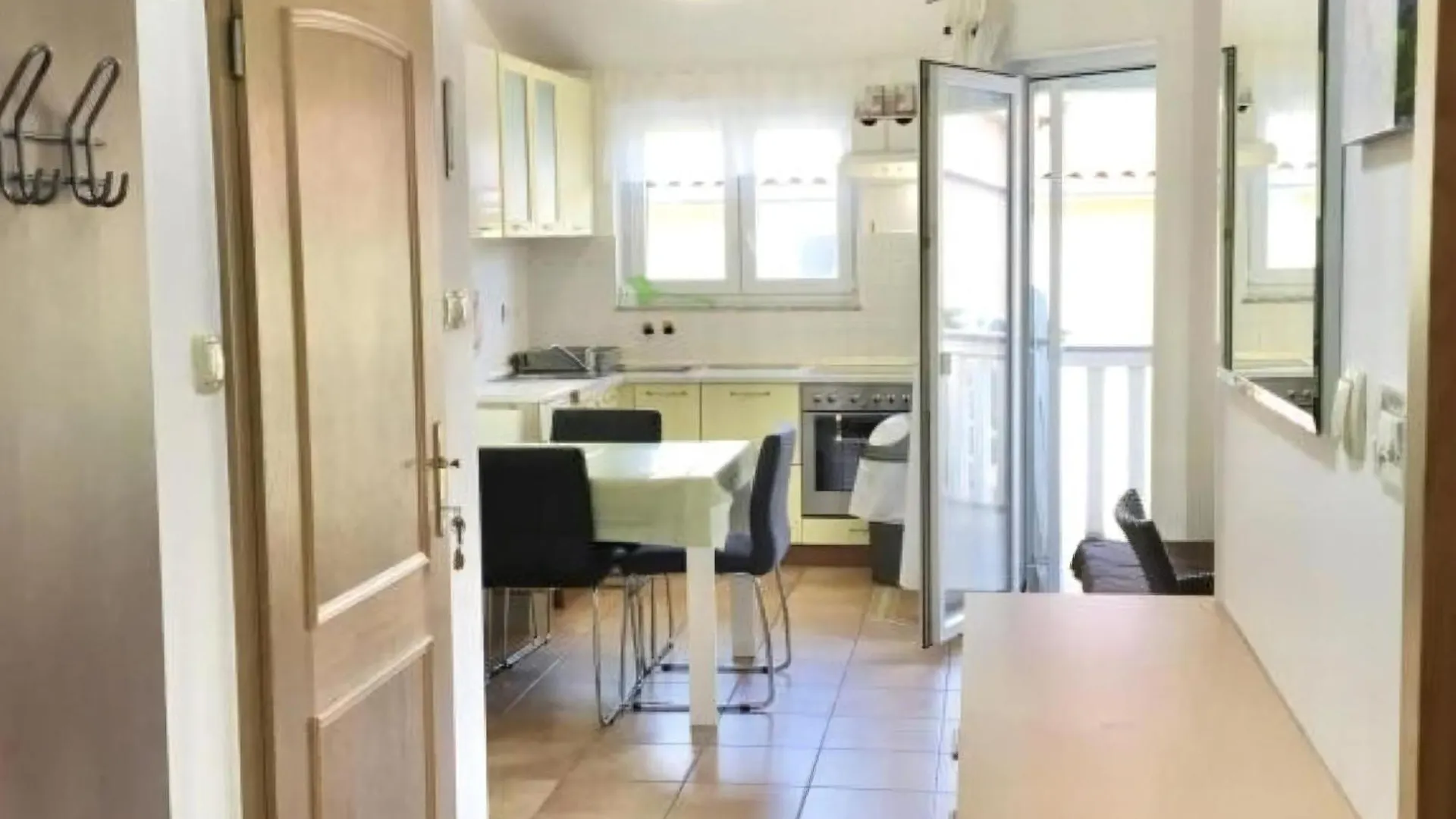 Apartment Ferienwohnung Fuer 4 Personen Ca, 55 M Sup2 In Baska, Adriakueste Kroatien Kroatische Inseln